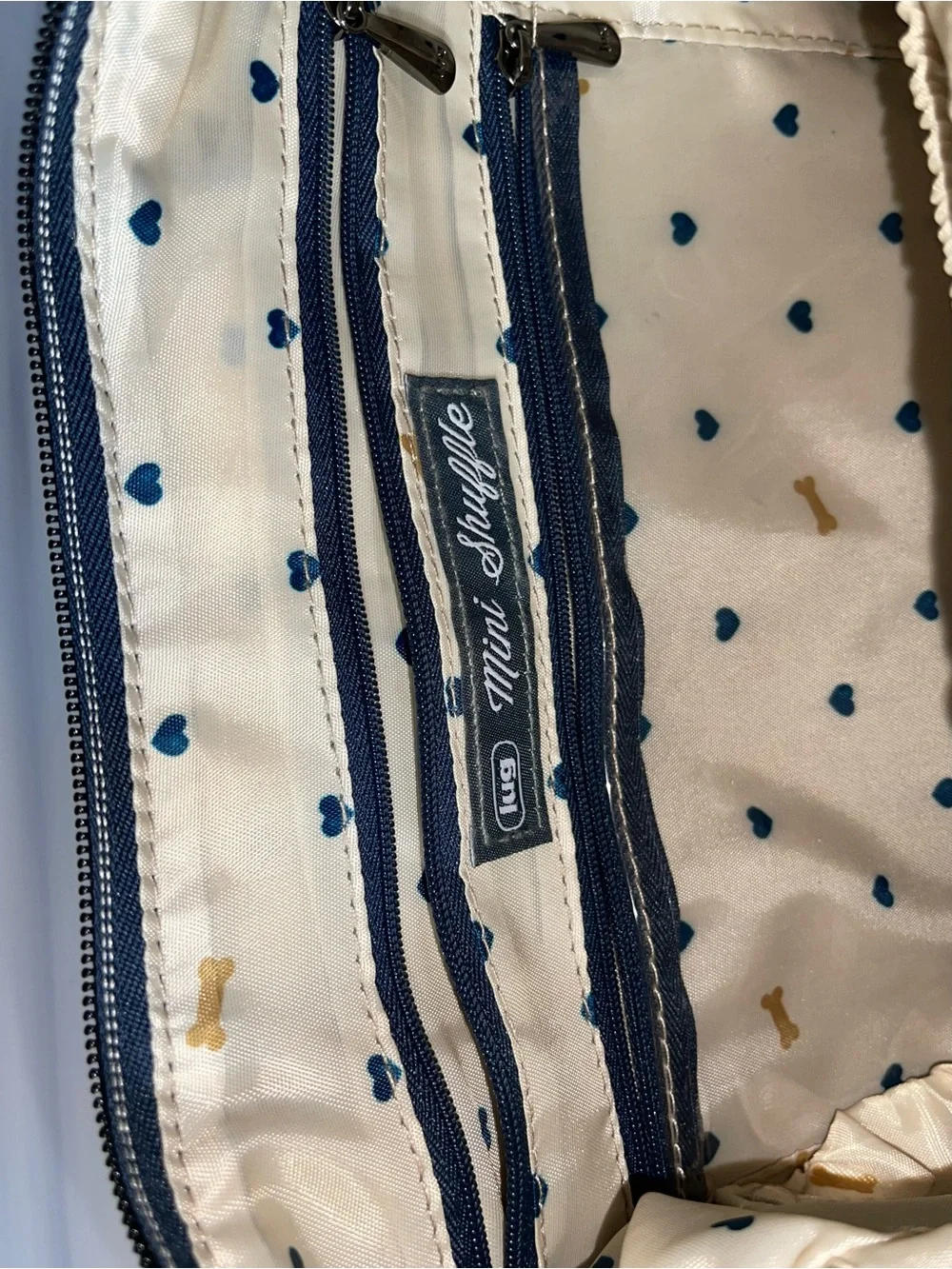Lug Mini Shuffle Paws Navy crossbody - excellent condition!